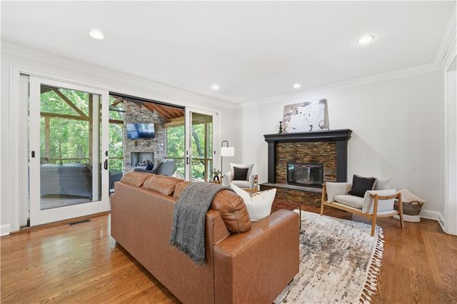 12459 Rosehill Street, Overland Park, KS 66213