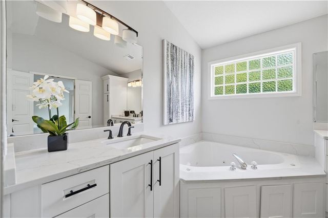12459 Rosehill Street, Overland Park, KS 66213