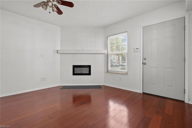 437 Lester Rd Apt 2, Newport News, VA 23601