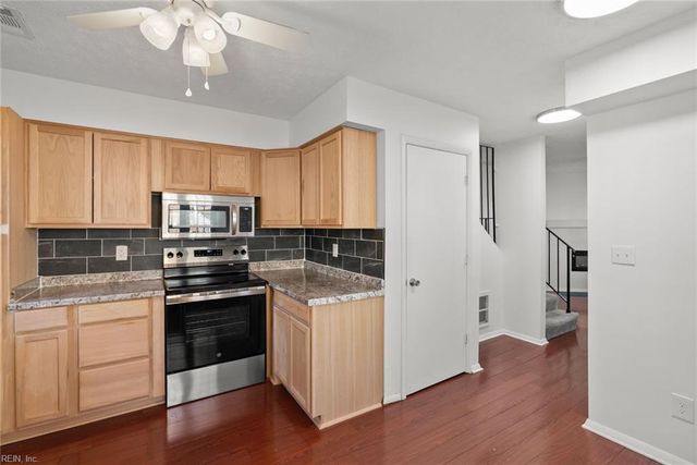 437 Lester Rd Apt 2, Newport News, VA 23601