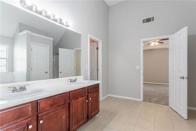 7190 Cavender SW Drive, Atlanta, GA 30331