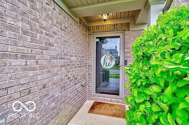 6679 Amherst Way, Zionsville, IN 46077