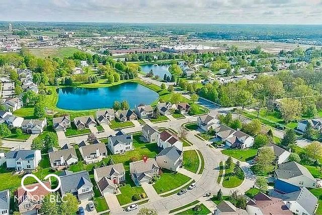 6679 Amherst Way, Zionsville, IN 46077