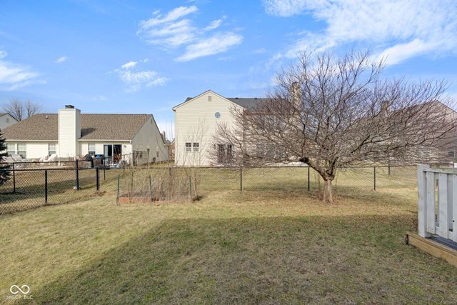 6679 Amherst Way, Zionsville, IN 46077