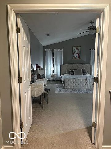 6679 Amherst Way, Zionsville, IN 46077