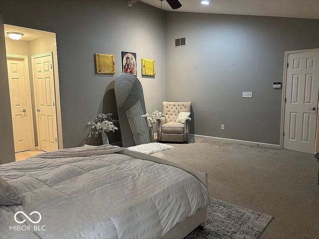 6679 Amherst Way, Zionsville, IN 46077