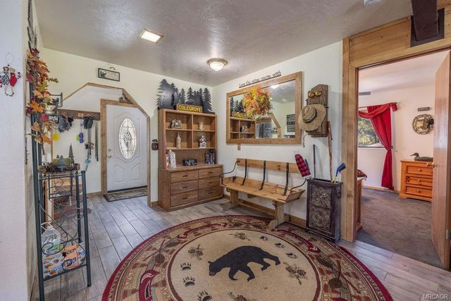 337 Lookout Drive, Big Bear, CA 92314