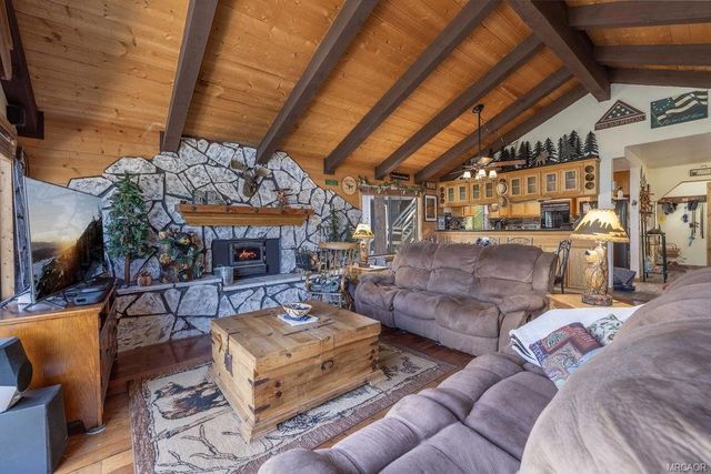 337 Lookout Drive, Big Bear, CA 92314