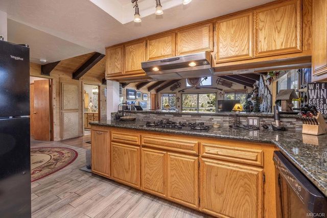 337 Lookout Drive, Big Bear, CA 92314