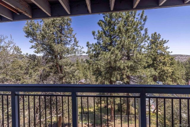 337 Lookout Drive, Big Bear, CA 92314