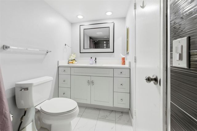 1450 N Riverside Drive 201, Pompano Beach, FL 33062
