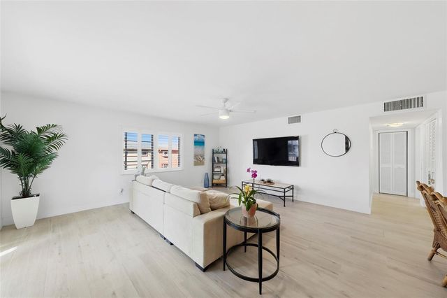 1450 N Riverside Drive 201, Pompano Beach, FL 33062