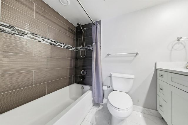 1450 N Riverside Drive 201, Pompano Beach, FL 33062