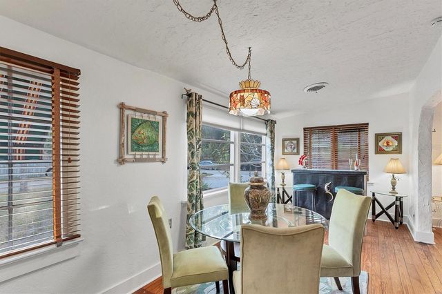 202 POCONO TRAIL E, Nokomis, FL 34275