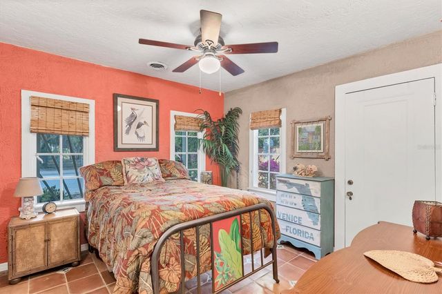 202 POCONO TRAIL E, Nokomis, FL 34275