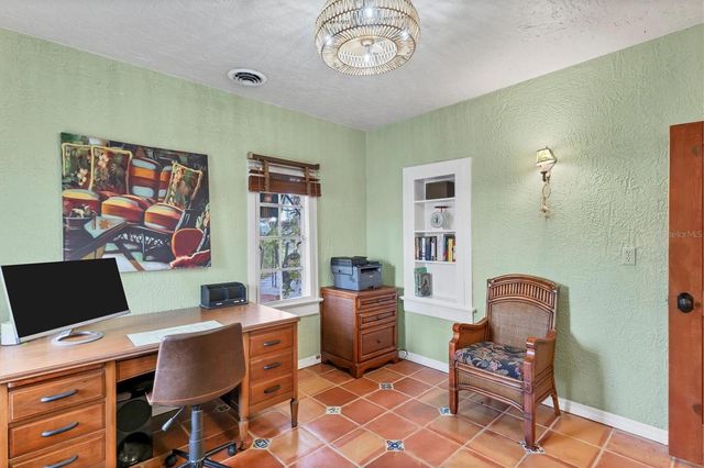 202 POCONO TRAIL E, Nokomis, FL 34275