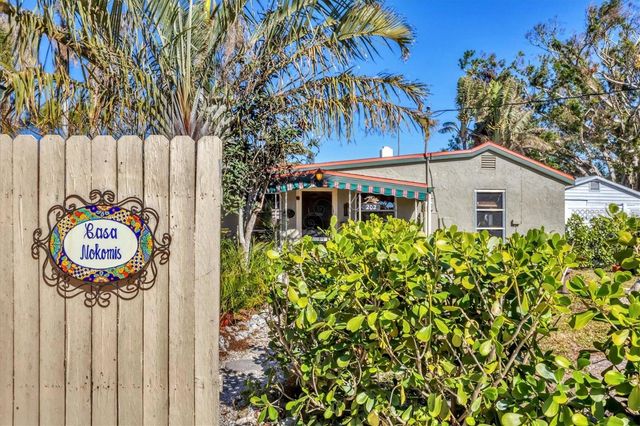 202 POCONO TRAIL E, Nokomis, FL 34275