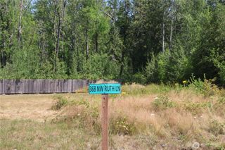 368 NW Ruth Lane, Bremerton, WA 98310