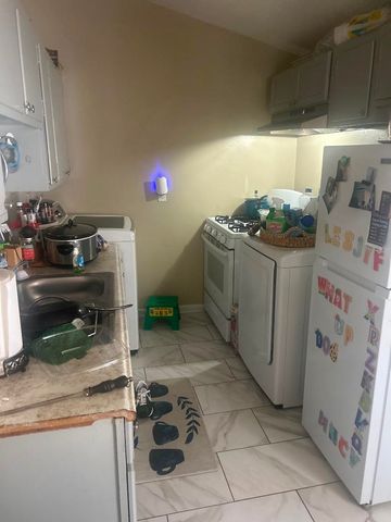 603 WESTERN PARK DR, Memphis, TN 38109