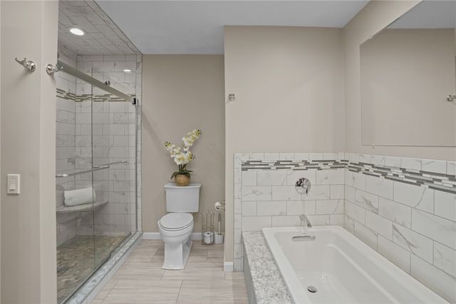 82 Mountain Laurel Drive, Cranston, RI 02920