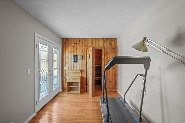 82 Mountain Laurel Drive, Cranston, RI 02920