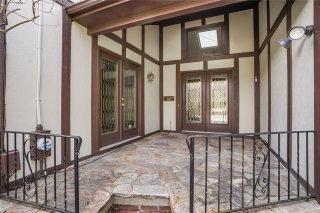 82 Mountain Laurel Drive, Cranston, RI 02920