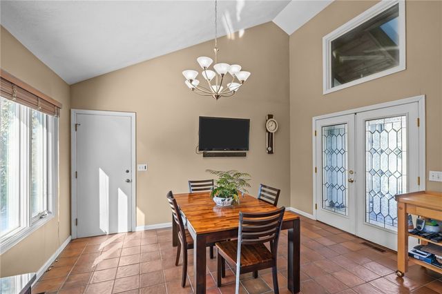 82 Mountain Laurel Drive, Cranston, RI 02920