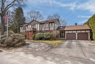 82 Mountain Laurel Drive, Cranston, RI 02920