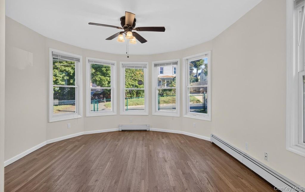 2 Austral Avenue, Glen Cove, NY 11542 — photo 5