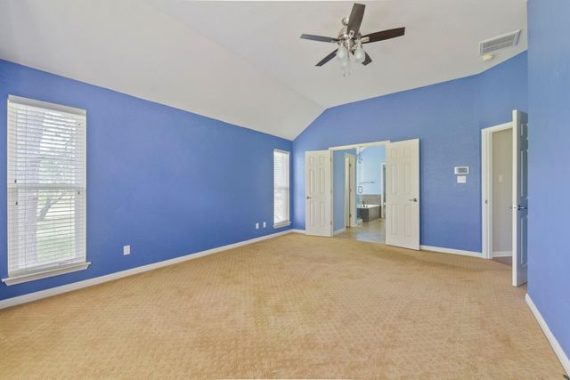 330 Humphrey DR, Buda, TX 78610