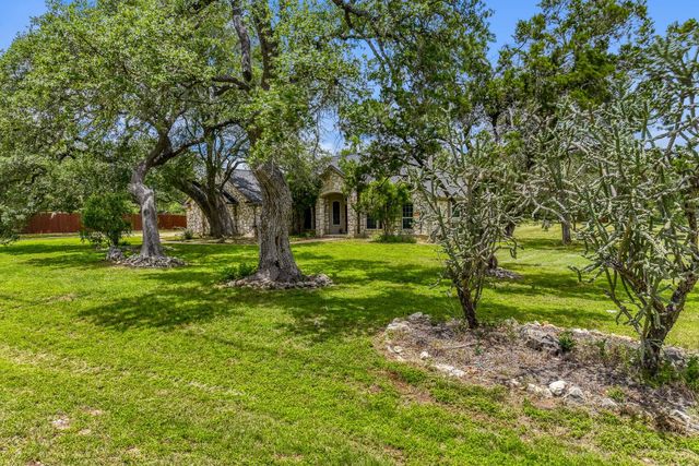 330 Humphrey DR, Buda, TX 78610