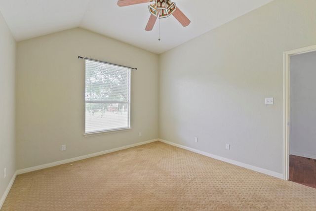 330 Humphrey DR, Buda, TX 78610