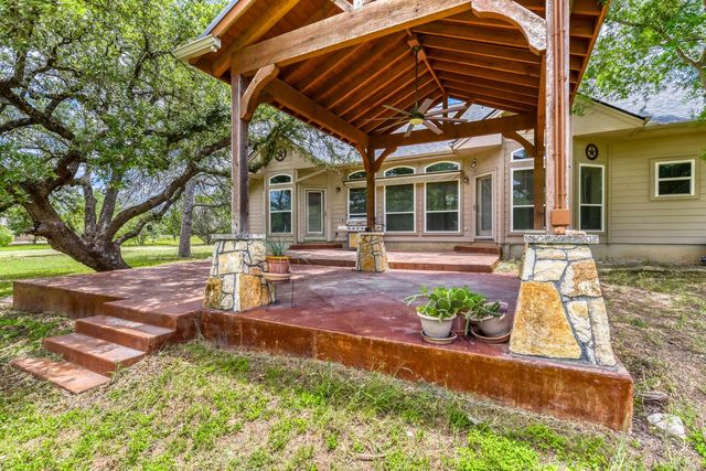 330 Humphrey DR, Buda, TX 78610