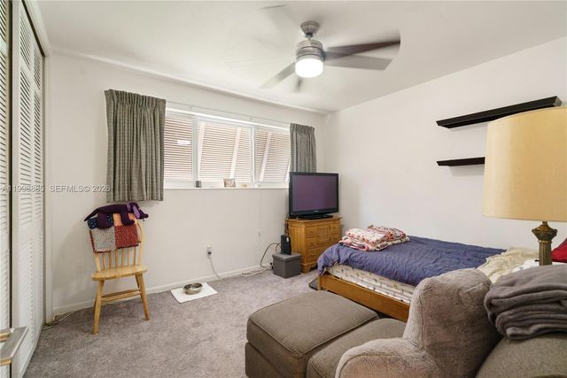 11490 SW 72nd Ct, Pinecrest, FL 33156