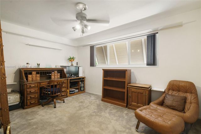 11490 SW 72nd Ct, Pinecrest, FL 33156