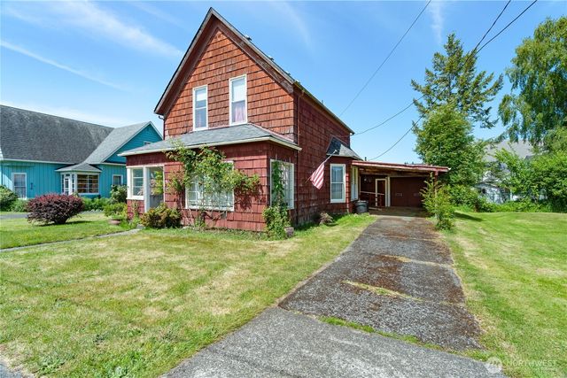412 5th Street, Hoquiam, WA 98550
