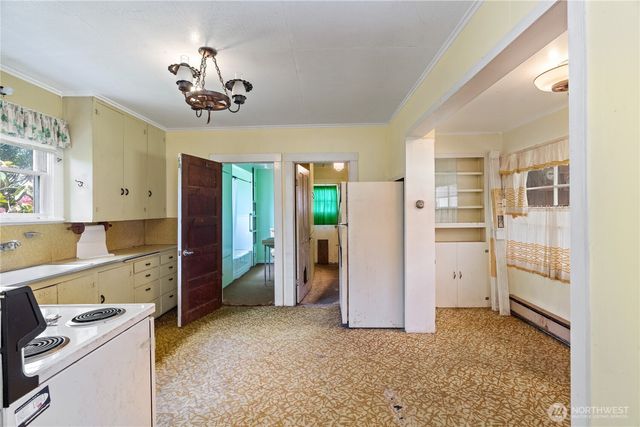 412 5th Street, Hoquiam, WA 98550