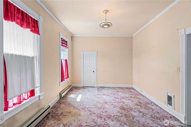 412 5th Street, Hoquiam, WA 98550