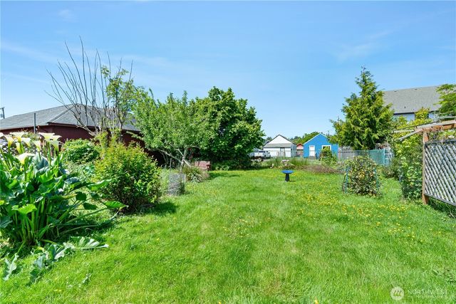 412 5th Street, Hoquiam, WA 98550