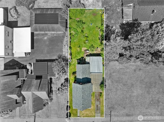 412 5th Street, Hoquiam, WA 98550