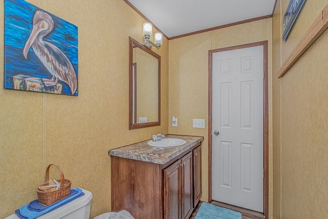 81 Silver Pond Ln, Hemingway, SC 29554