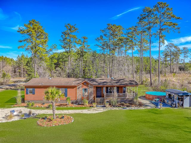 81 Silver Pond Ln, Hemingway, SC 29554