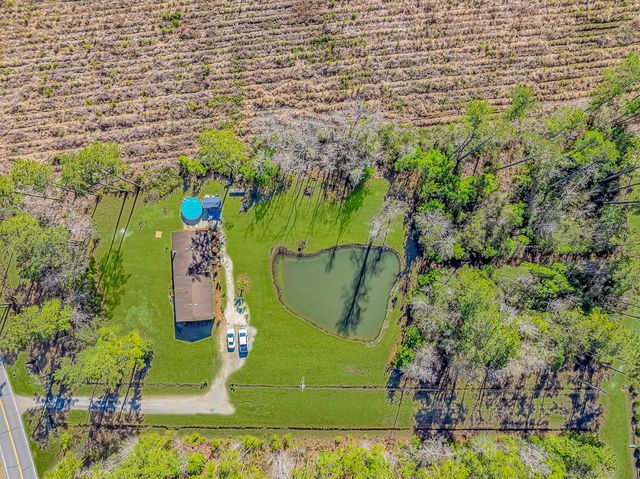 81 Silver Pond Ln, Hemingway, SC 29554