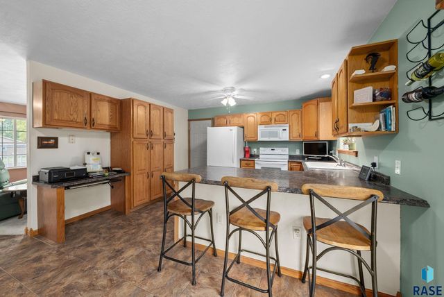 300 W 8th St Street, Dell Rapids, SD 57022