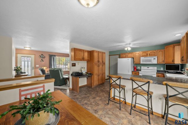 300 W 8th St Street, Dell Rapids, SD 57022