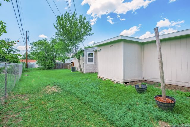 118 Marquette Dr, San Antonio, TX 78228
