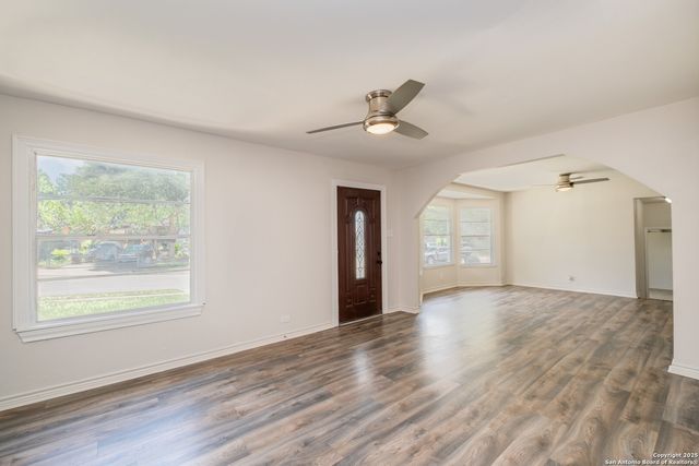 118 Marquette Dr, San Antonio, TX 78228