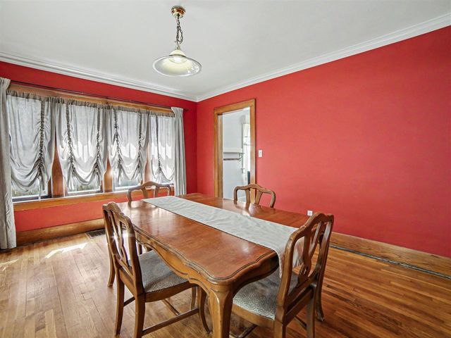 921 Ireland Avenue, Muskegon, MI 49441