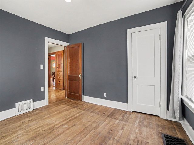 921 Ireland Avenue, Muskegon, MI 49441