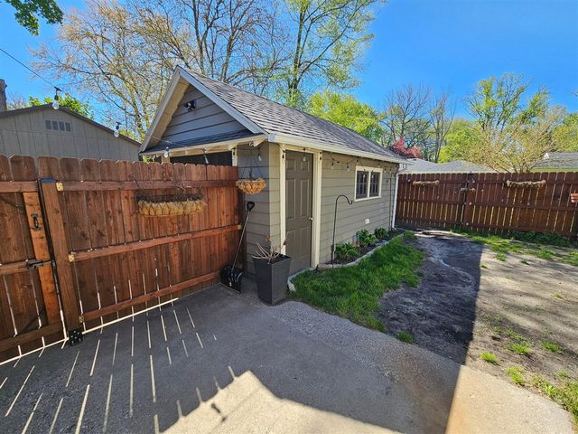 921 Ireland Avenue, Muskegon, MI 49441